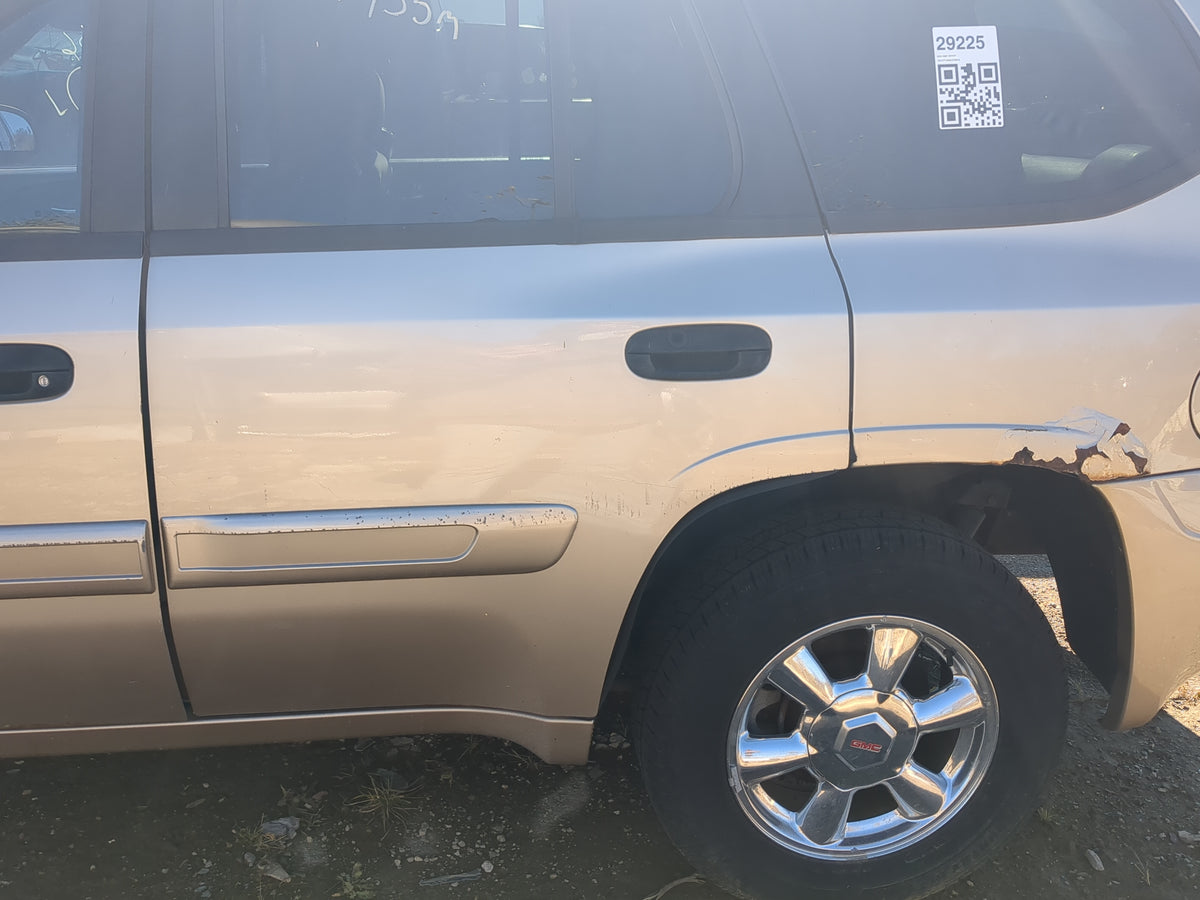 2002-2004 Gmc Envoy Driver Rear Door Oem - Oemusedautoparts1.com