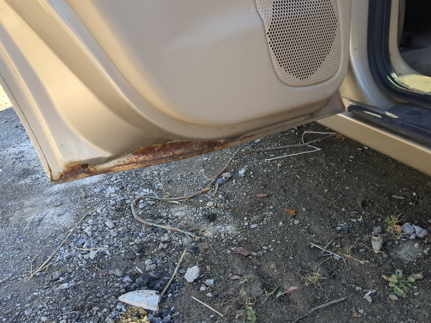 2002-2004 Gmc Envoy Driver Rear Door Oem - Oemusedautoparts1.com