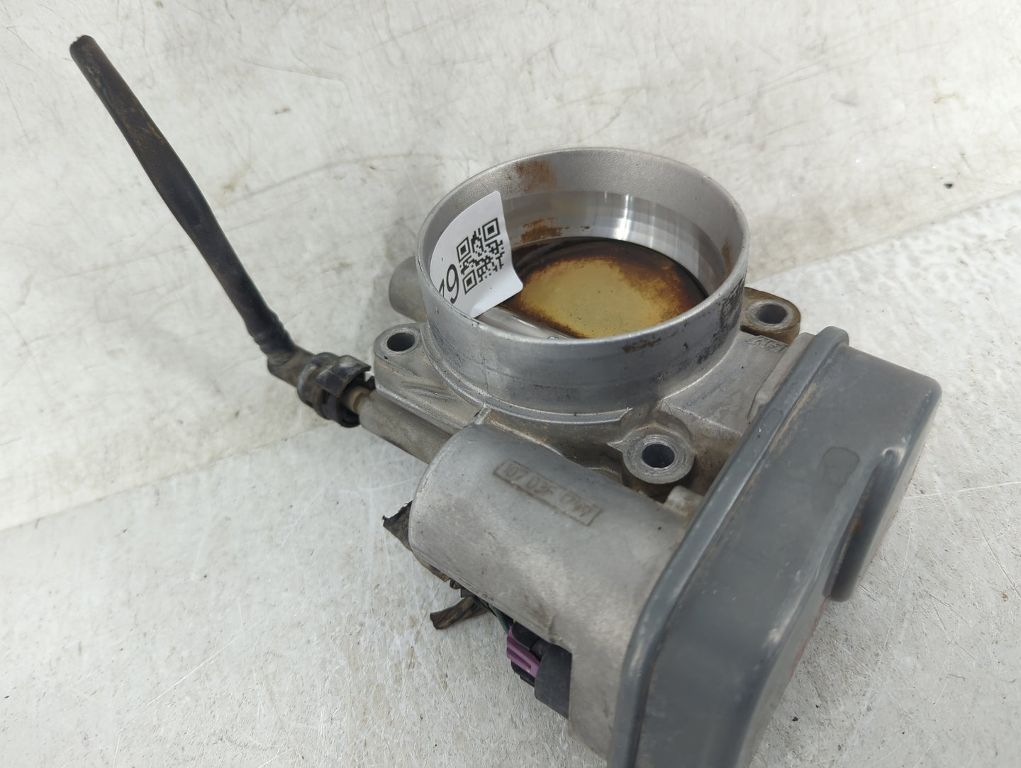 2003-2007 Gmc Envoy Throttle Body Fits Fits 2003 2004 2005 2006 2007 OEM Used Auto Parts - Oemusedautoparts1.com
