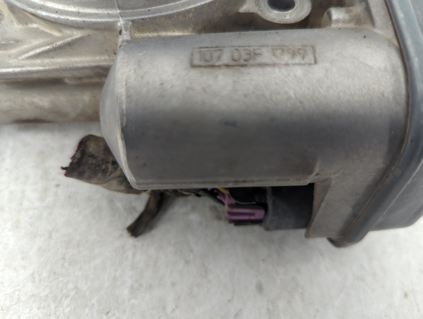 2003-2007 Gmc Envoy Throttle Body Fits Fits 2003 2004 2005 2006 2007 OEM Used Auto Parts - Oemusedautoparts1.com