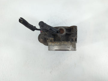 2003-2007 Gmc Envoy Throttle Body P/N:128 04F2206 Fits Fits 2003 2004 2005 2006 2007 OEM Used Auto Parts