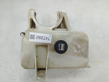 2002-2009 Gmc Envoy Radiator Coolant Overflow Expansion Tank Bottle - Oemusedautoparts1.com