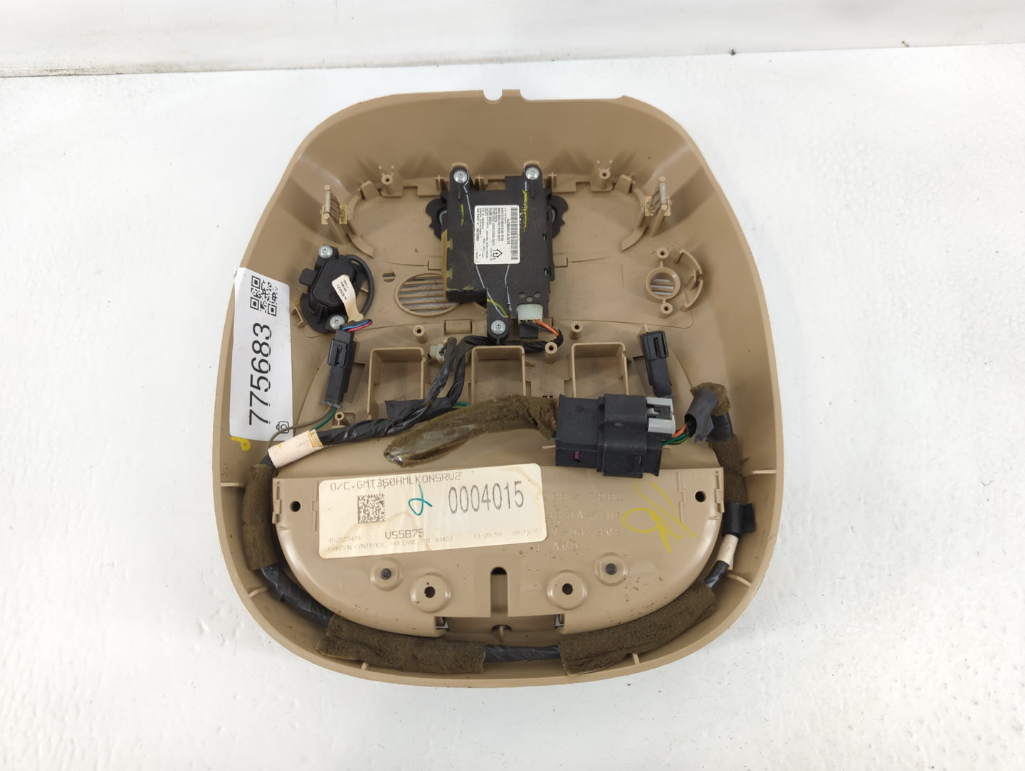 2004 Gmc Envoy Overhead Roof Console Beige - Oemusedautoparts1.com