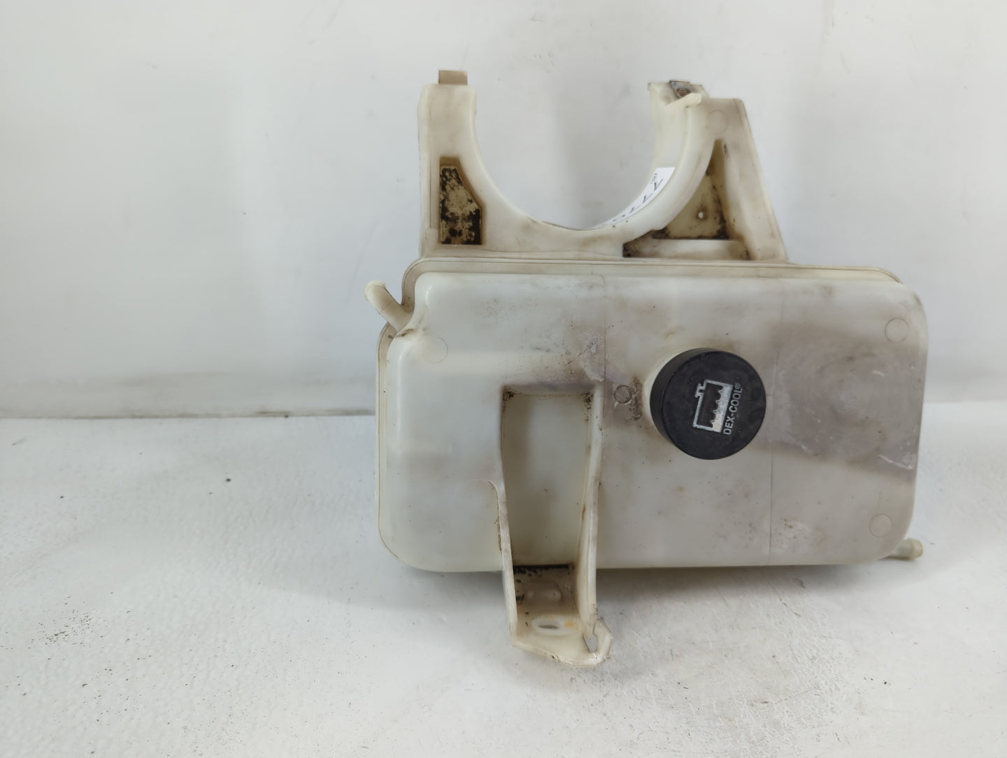 2002-2009 Gmc Envoy Radiator Coolant Overflow Expansion Tank Bottle - Oemusedautoparts1.com