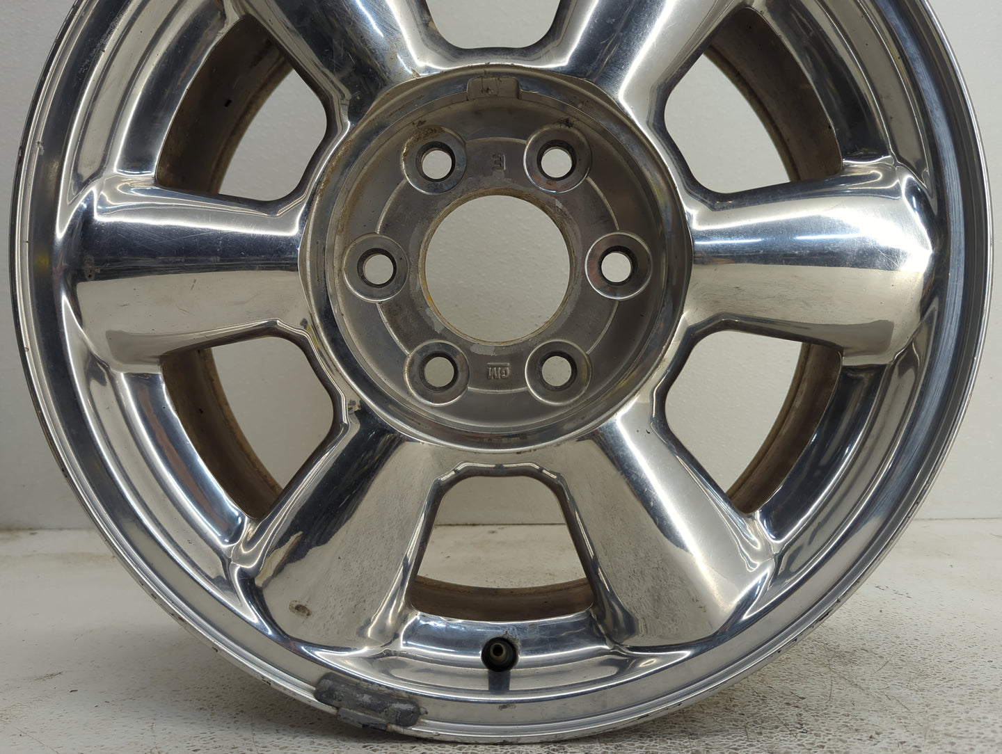 2002-2007 Gmc Envoy Oem Wheel Rim 928278 - Oemusedautoparts1.com