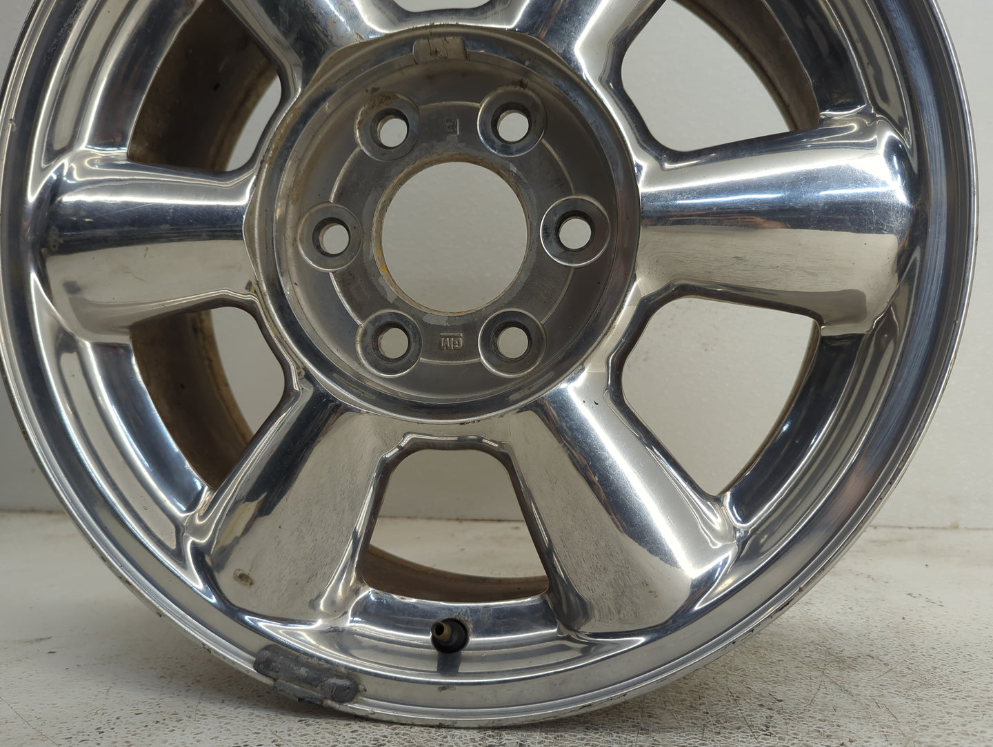 2002-2007 Gmc Envoy Oem Wheel Rim 928278 - Oemusedautoparts1.com