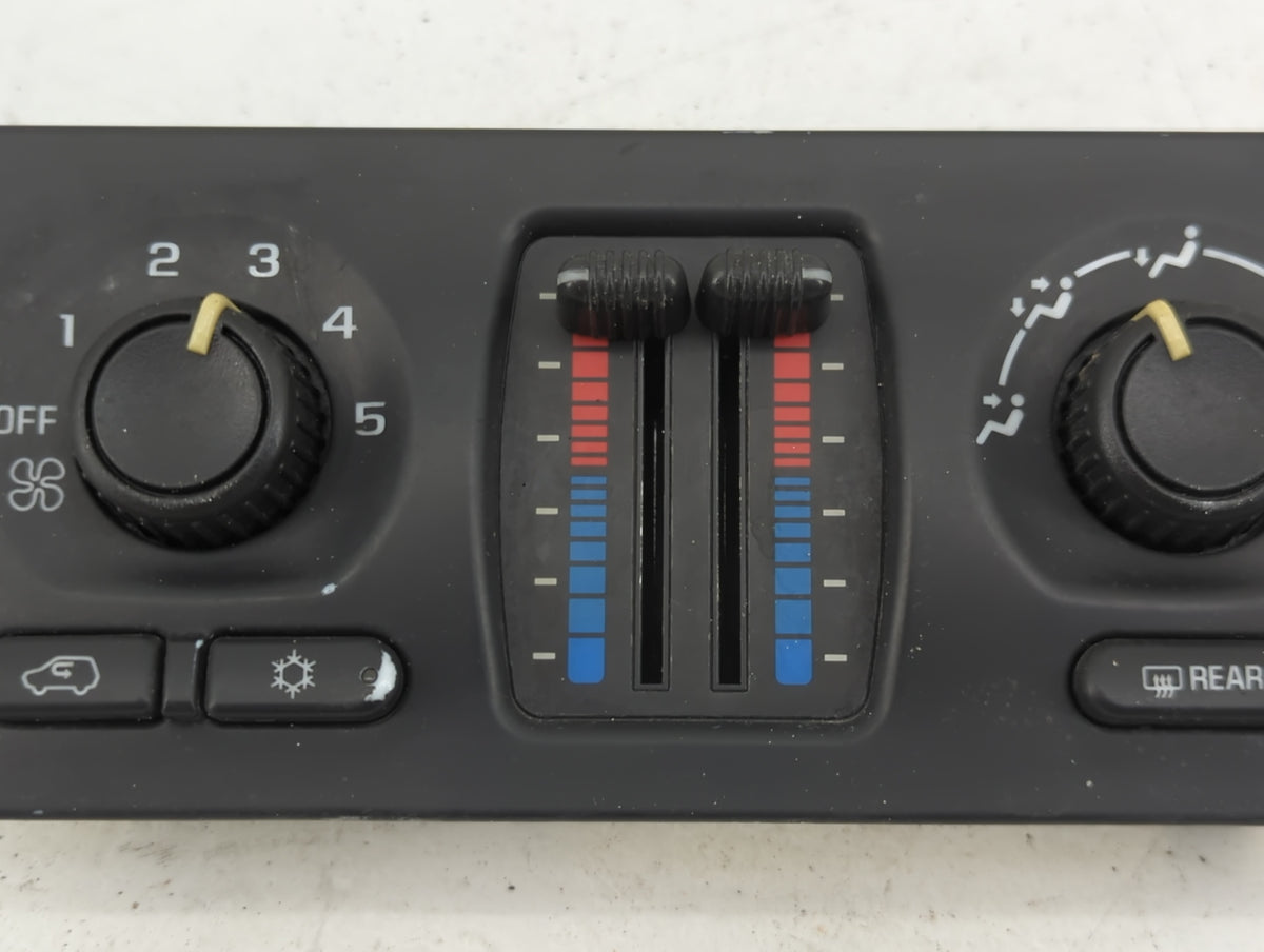 2003-2009 Gmc Envoy Climate Control Module Temperature AC/Heater Replacement P/N:15195333 Fits OEM Used Auto Parts - Oemused