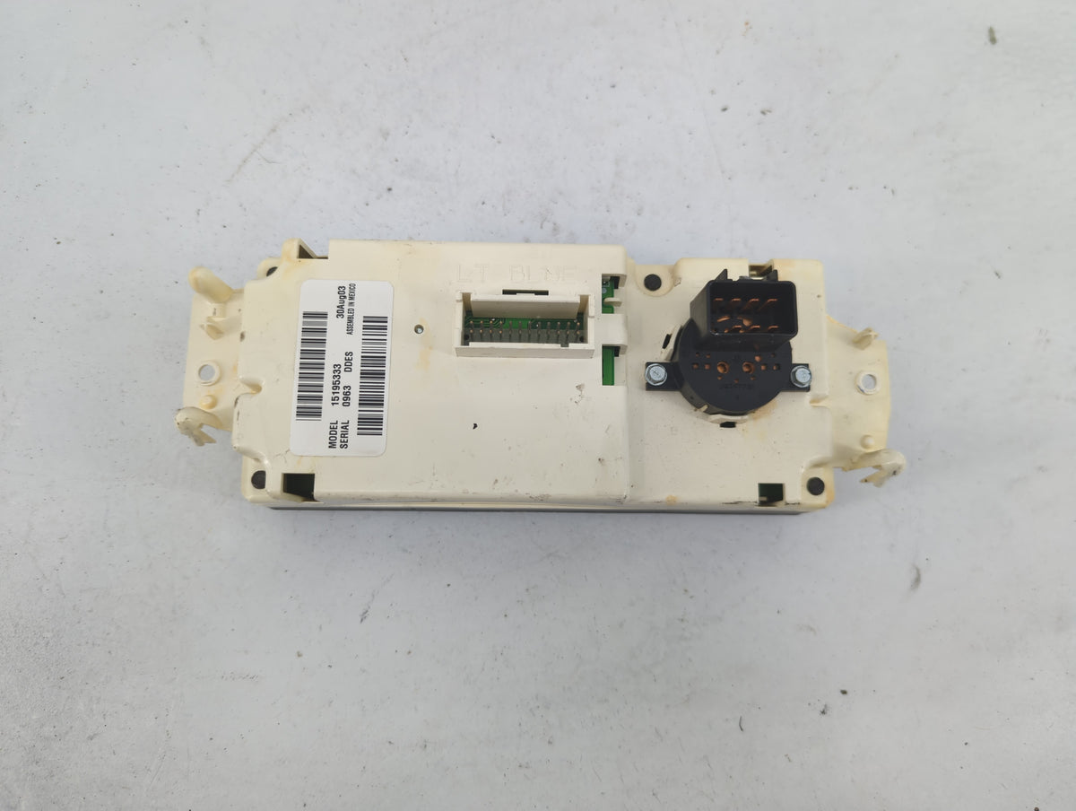 2003-2009 Gmc Envoy Climate Control Module Temperature AC/Heater Replacement P/N:15195333 Fits OEM Used Auto Parts - Oemused