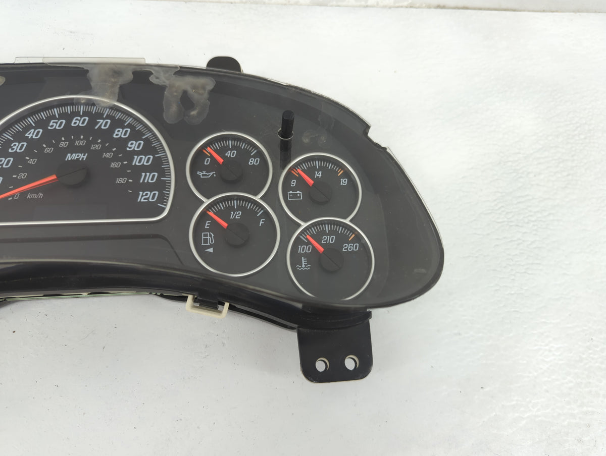 2002-2004 Gmc Envoy Instrument Cluster Speedometer Gauges P/N:15115881 Miles:230K Fits Fits 2002 2003 2004 OEM Used Auto Par