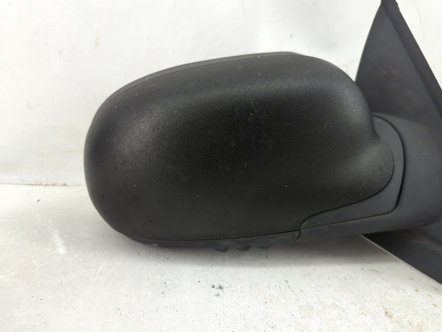 2002-2006 Gmc Envoy Passenger Side View Mirror - Right Door Mirror OEM Used - Oemusedautoparts1.com