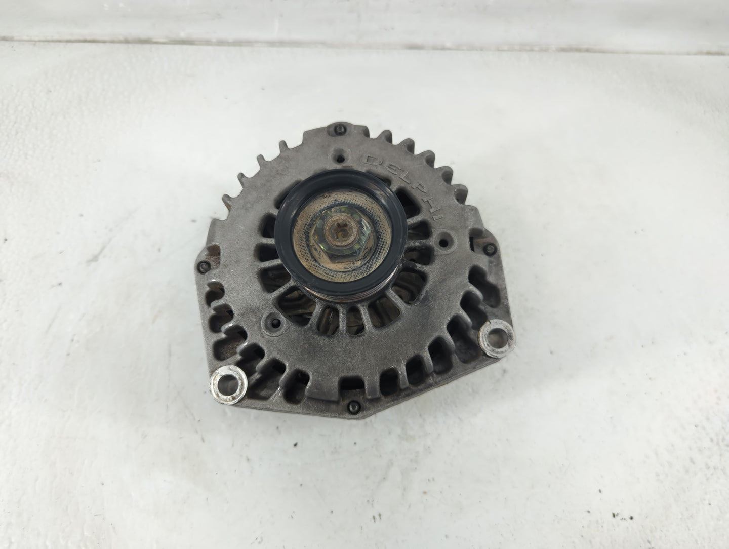 2004-2005 Gmc Envoy Xuv Alternator Replacement Generator Charging Assembly Engine OEM P/N:15754097A Fits OEM Used Auto Parts