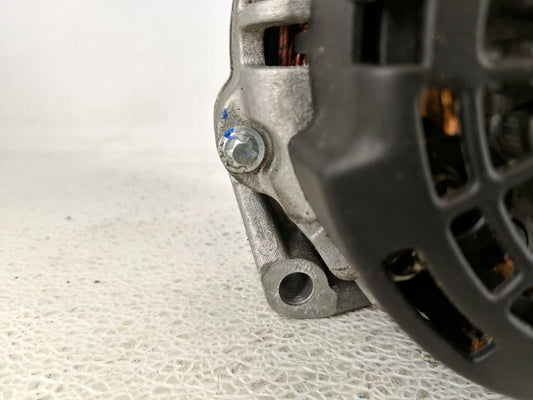 2004-2005 Gmc Envoy Xuv Alternator Replacement Generator Charging Assembly Engine OEM Fits OEM Used Auto Parts