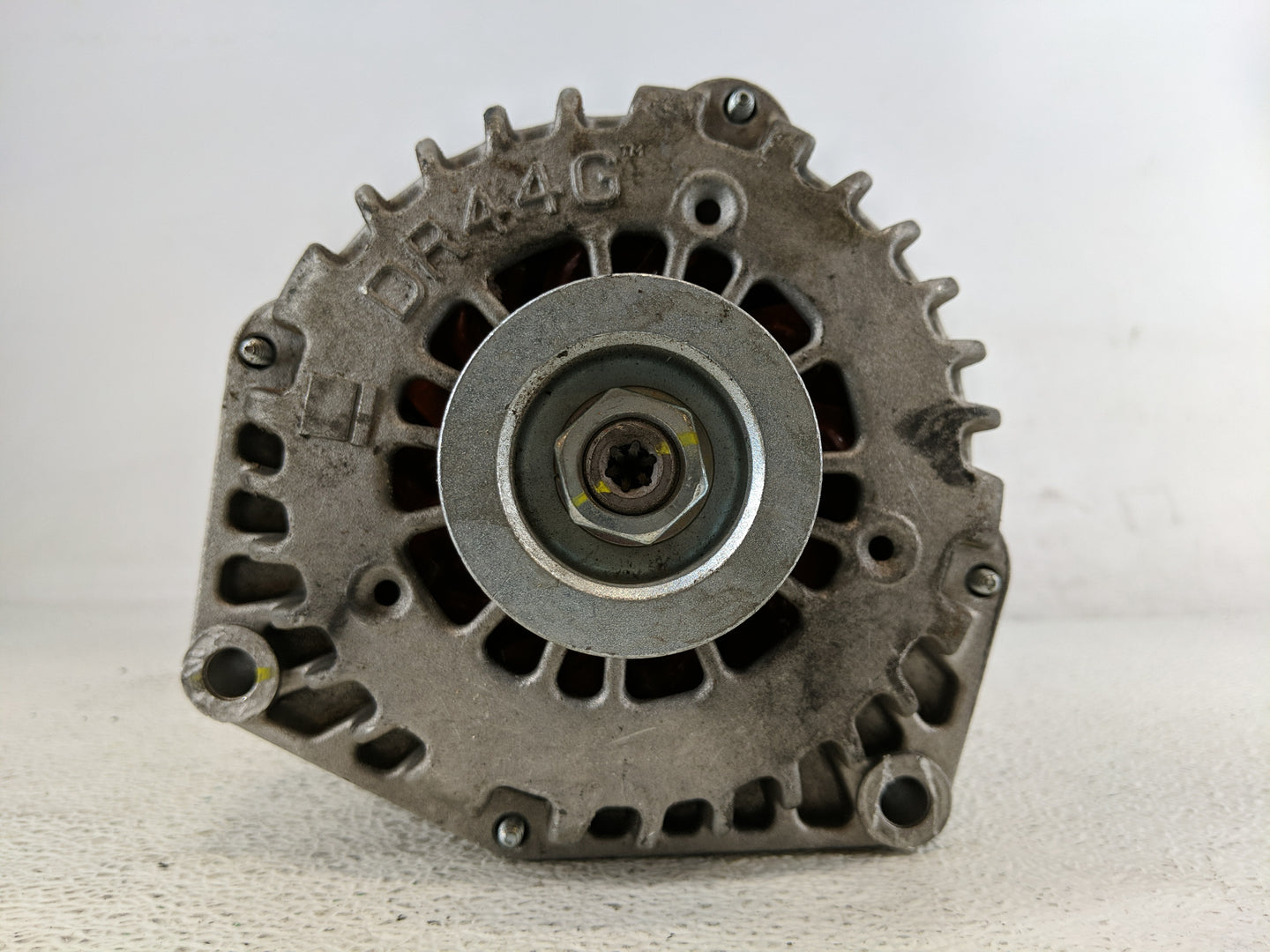 2004-2005 Gmc Envoy Xuv Alternator Replacement Generator Charging Assembly Engine OEM Fits OEM Used Auto Parts - Oemusedauto