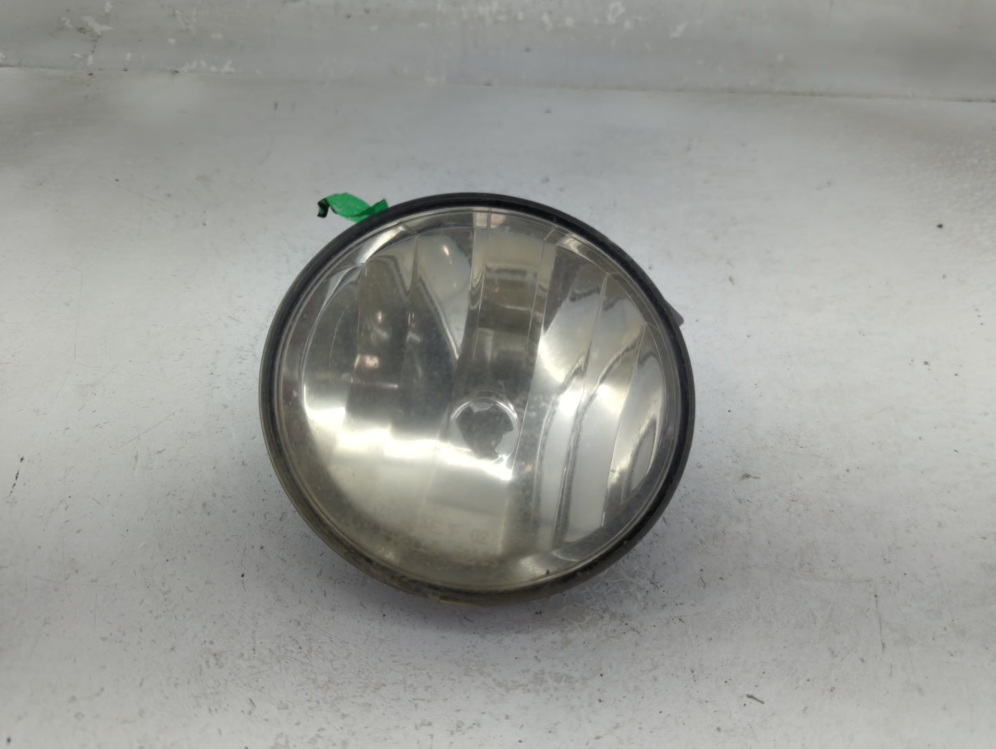 2004 Gmc Envoy Xuv Passenger Right Oem Fog Light Lamp - Oemusedautoparts1.com