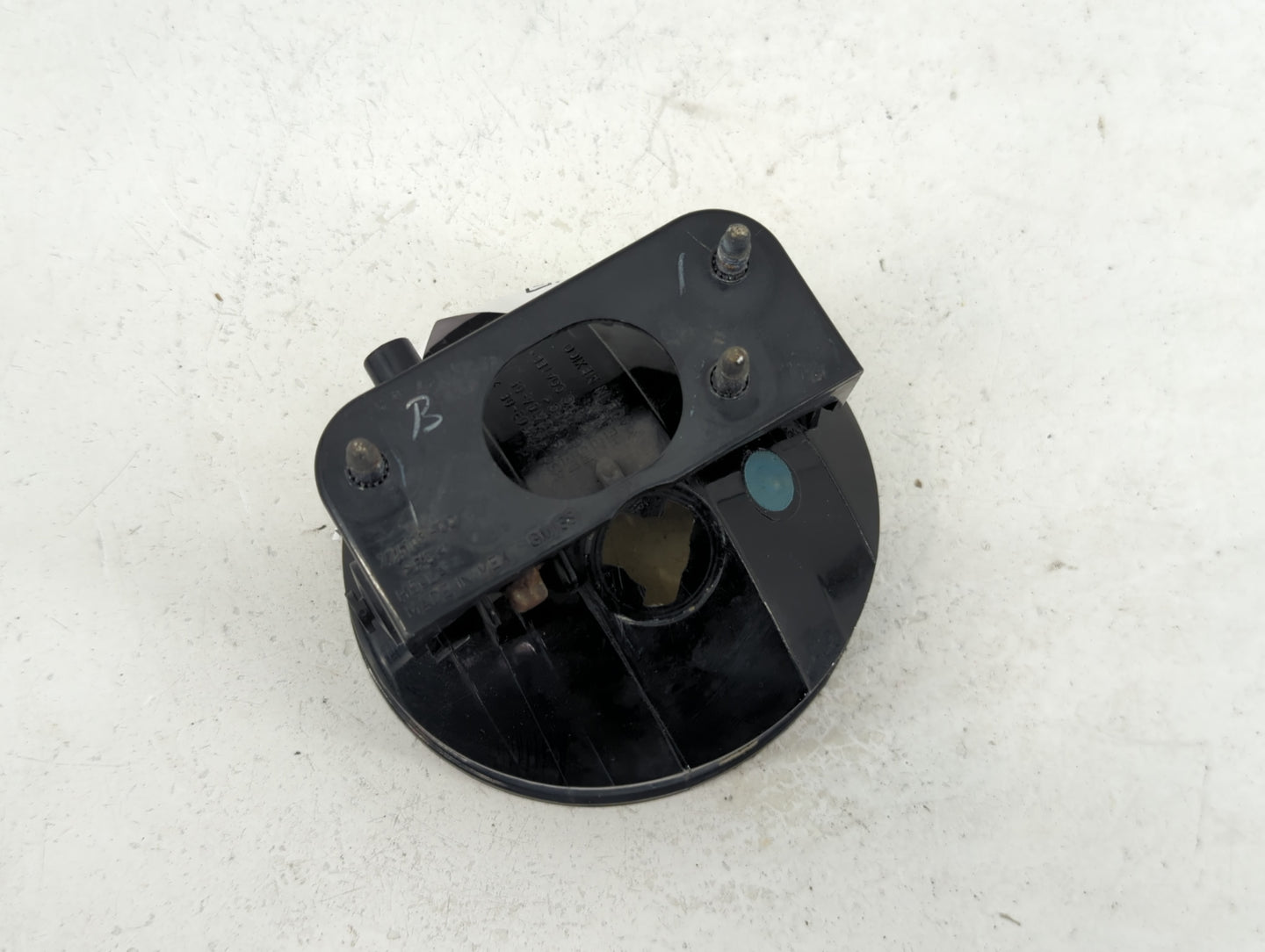 2004 Gmc Envoy Xuv Passenger Right Oem Fog Light Lamp - Oemusedautoparts1.com