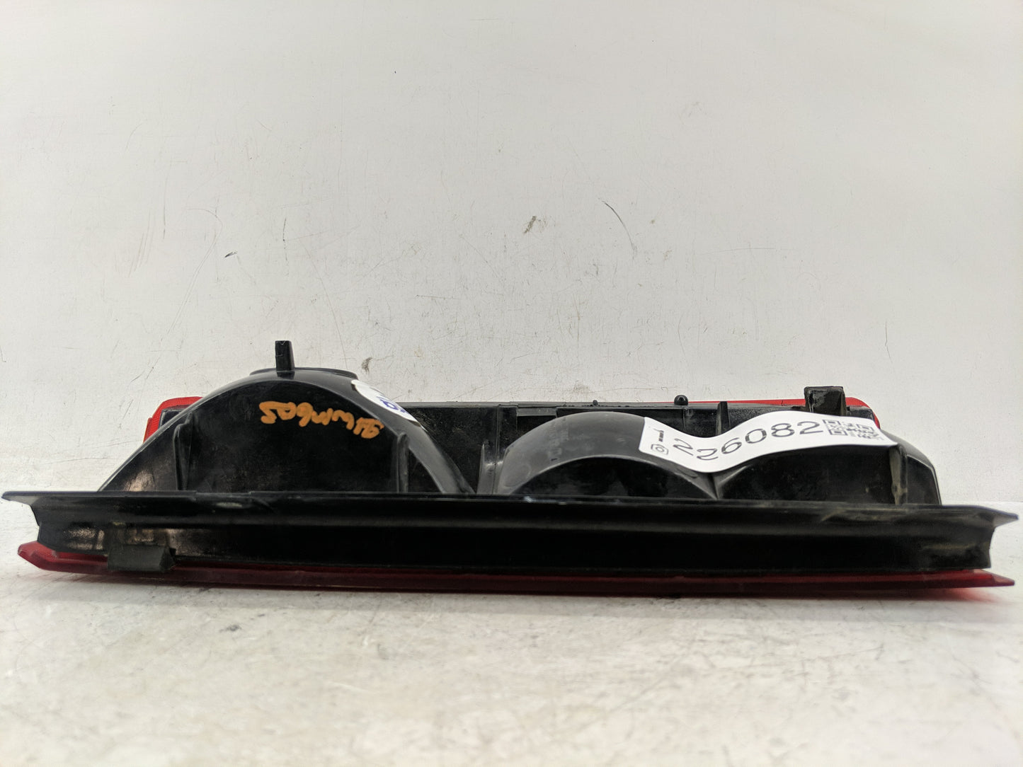 1985-2005 Gmc Safari Tail Light Assembly Driver Left OEM P/N:5978023 Fits OEM Used Auto Parts - Oemusedautoparts1.com