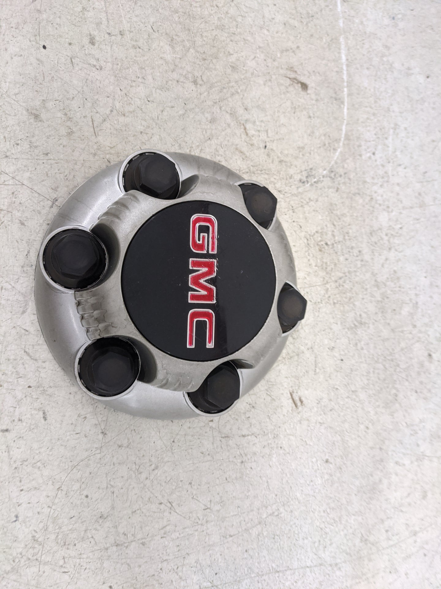 2004 Gmc Safari Rim Wheel Center Cap Silver - Oemusedautoparts1.com