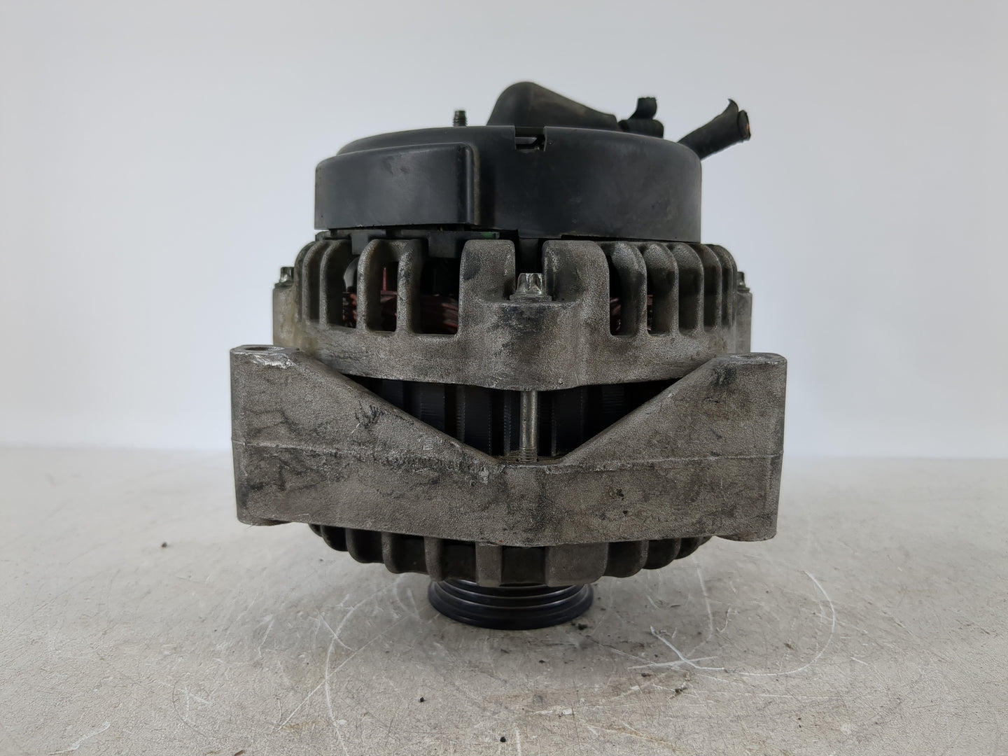 2003-2004 Gmc Savana 2500 Alternator Replacement Generator Charging Assembly Engine OEM Fits Fits 2002 2003 2004 2005 OEM Us