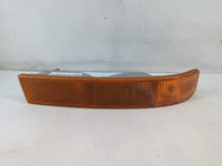 2004 Gmc Savana 2500 Passenger Side Turn Signal Lamp 1092532 - Oemusedautoparts1.com