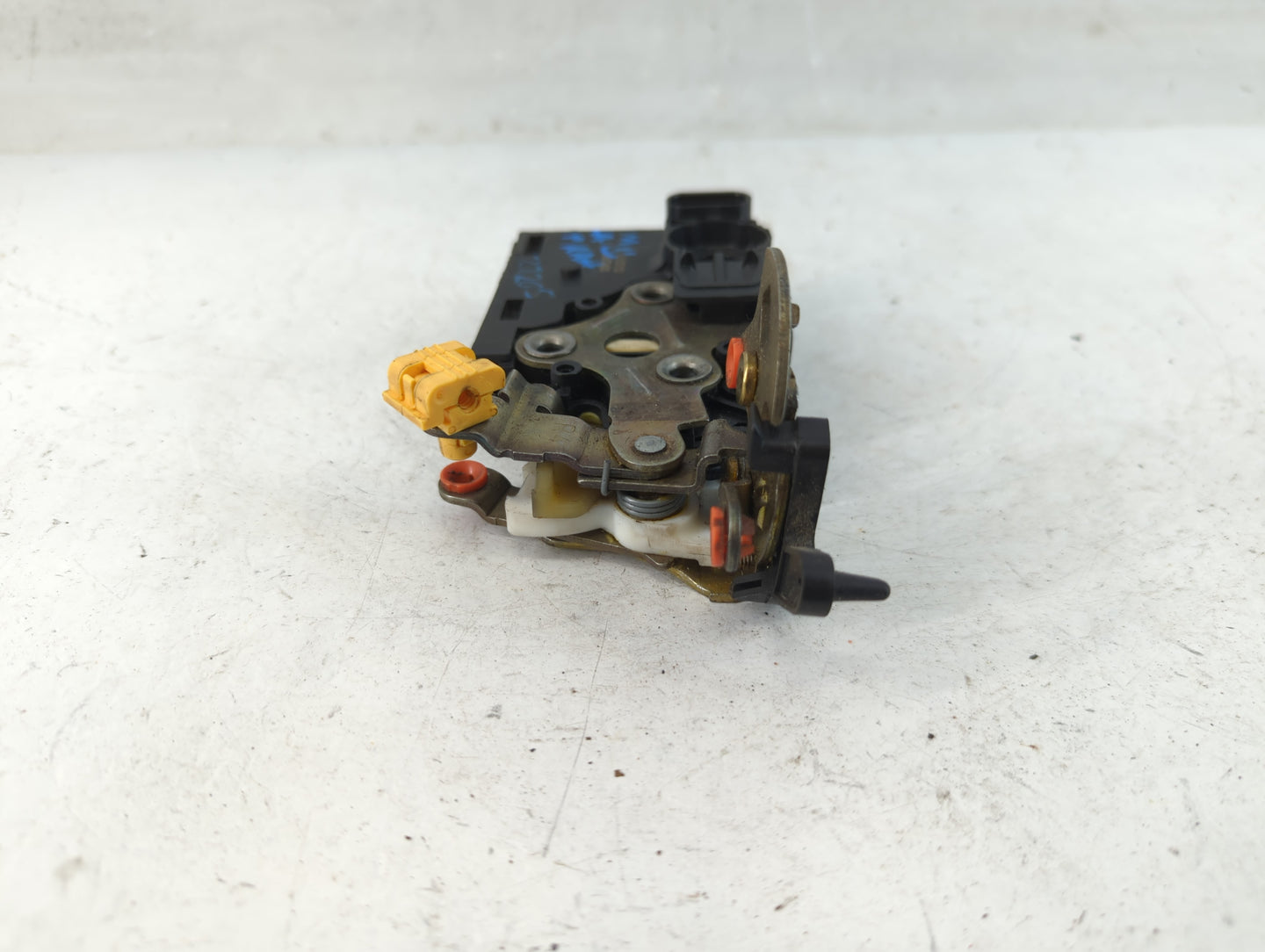 1996-2019 Gmc Savana 3500 Back Door Right Passenger Side Oem - Oemusedautoparts1.com