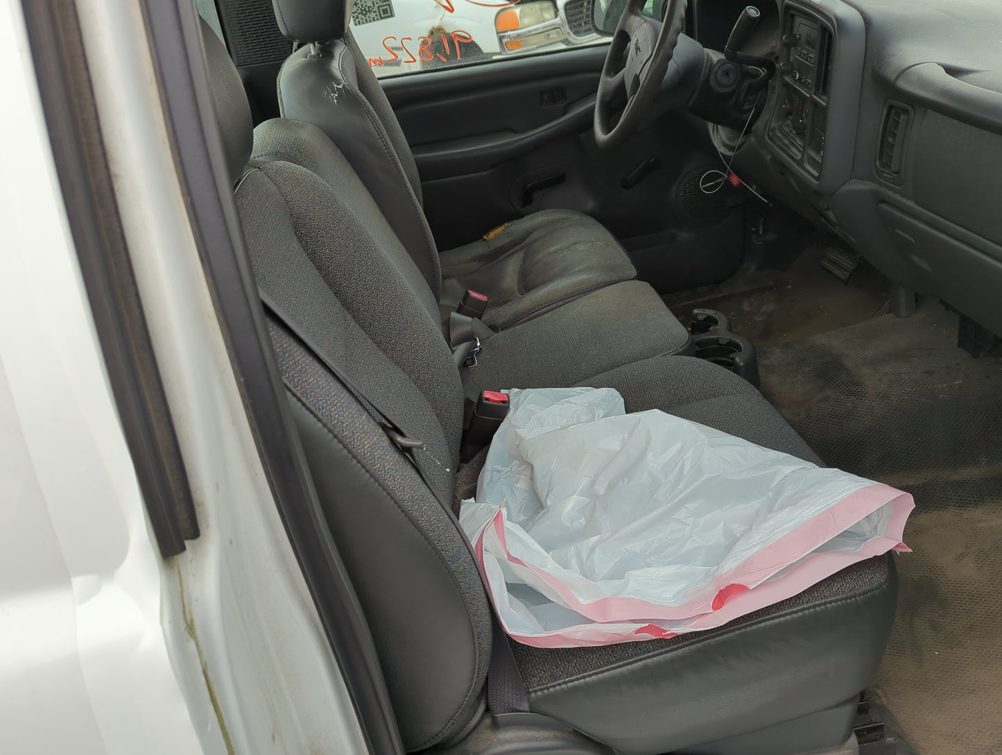 2003-2004 Gmc Sierra 1500 Passenger Front Seat Oem - Oemusedautoparts1.com