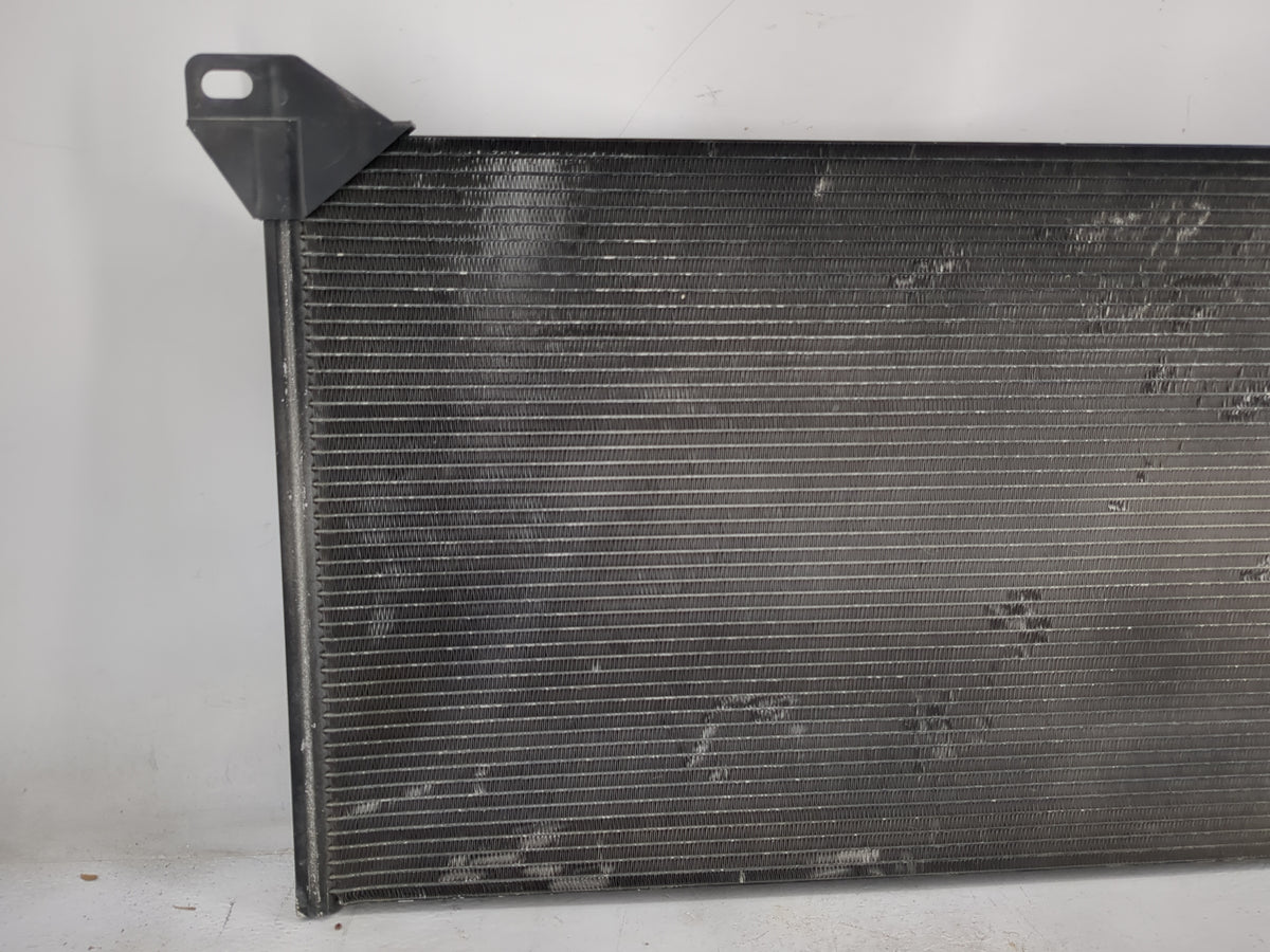 1999-2013 Gmc Sierra 1500 Engine Cooling Radiator Condensor P/N:15197204 Fits OEM Used Auto Parts - Oemusedautoparts1.com