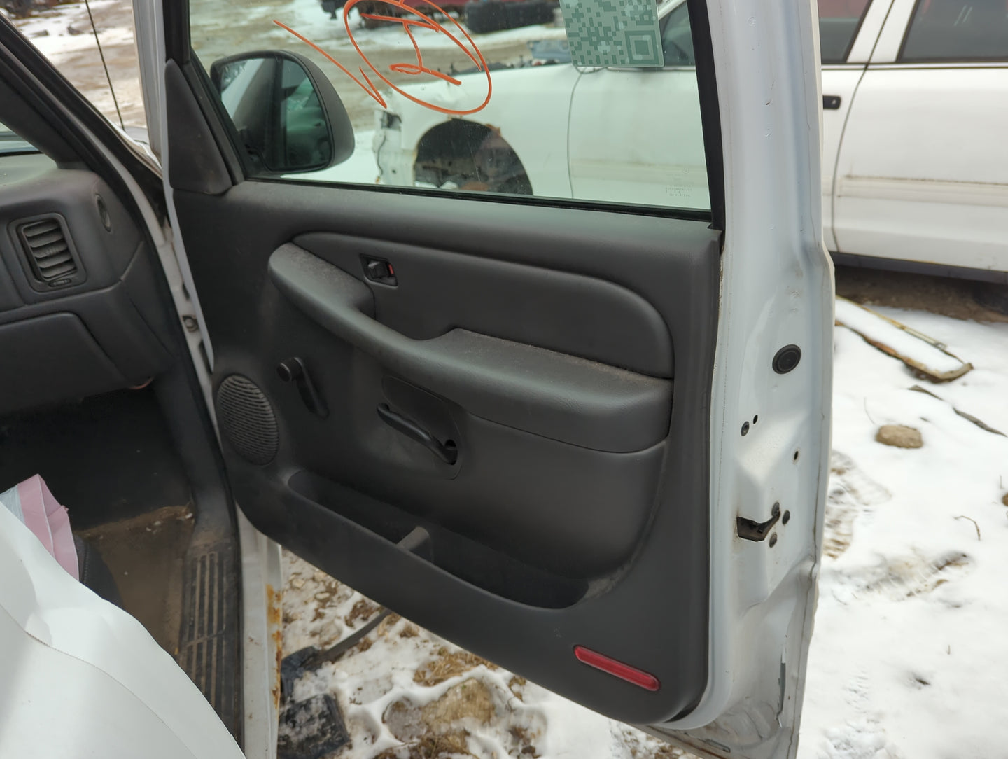 2004 Gmc Sierra 1500 Front Right Passenger Interior Door Panel Trim - Oemusedautoparts1.com