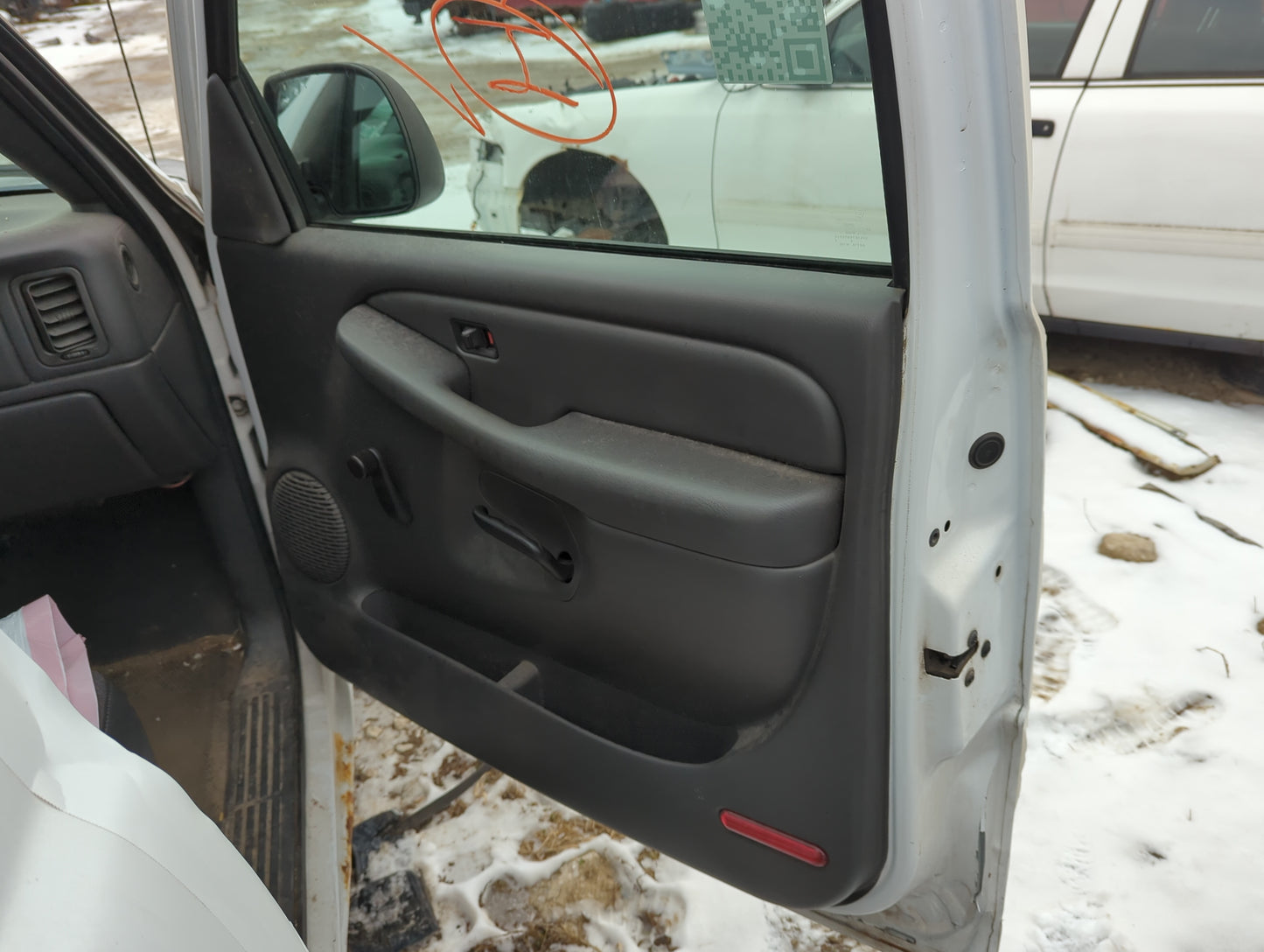 2004 Gmc Sierra 1500 Front Right Passenger Interior Door Panel Trim - Oemusedautoparts1.com