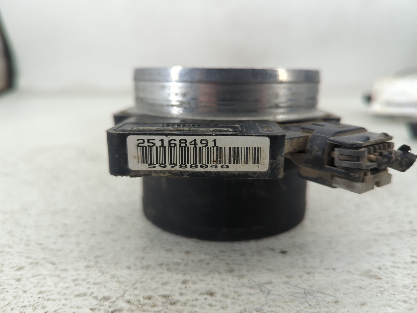 1999-2007 Gmc Sierra 1500 Mass Air Flow Meter Maf 1487304 - Oemusedautoparts1.com