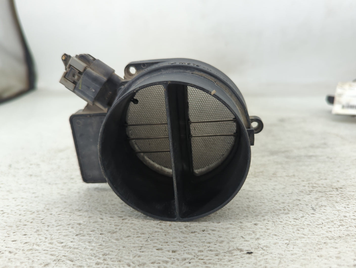 1999-2007 Gmc Sierra 1500 Mass Air Flow Meter Maf 1487304 - Oemusedautoparts1.com