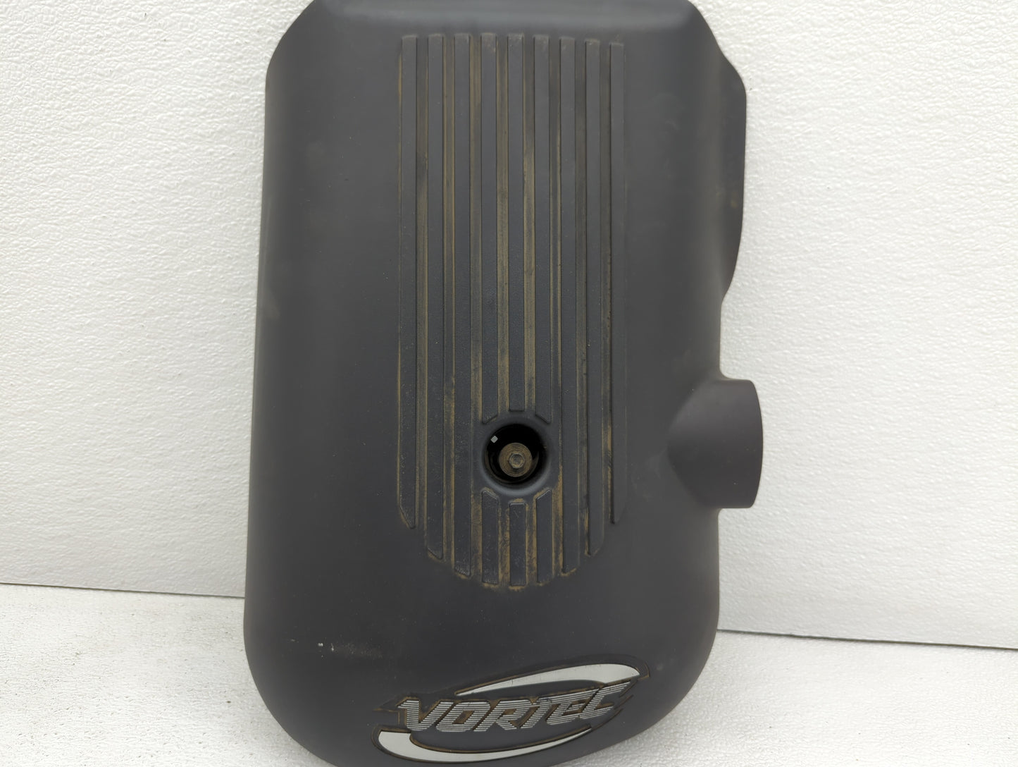 2004 Gmc Sierra 1500 Engine Cover - Oemusedautoparts1.com