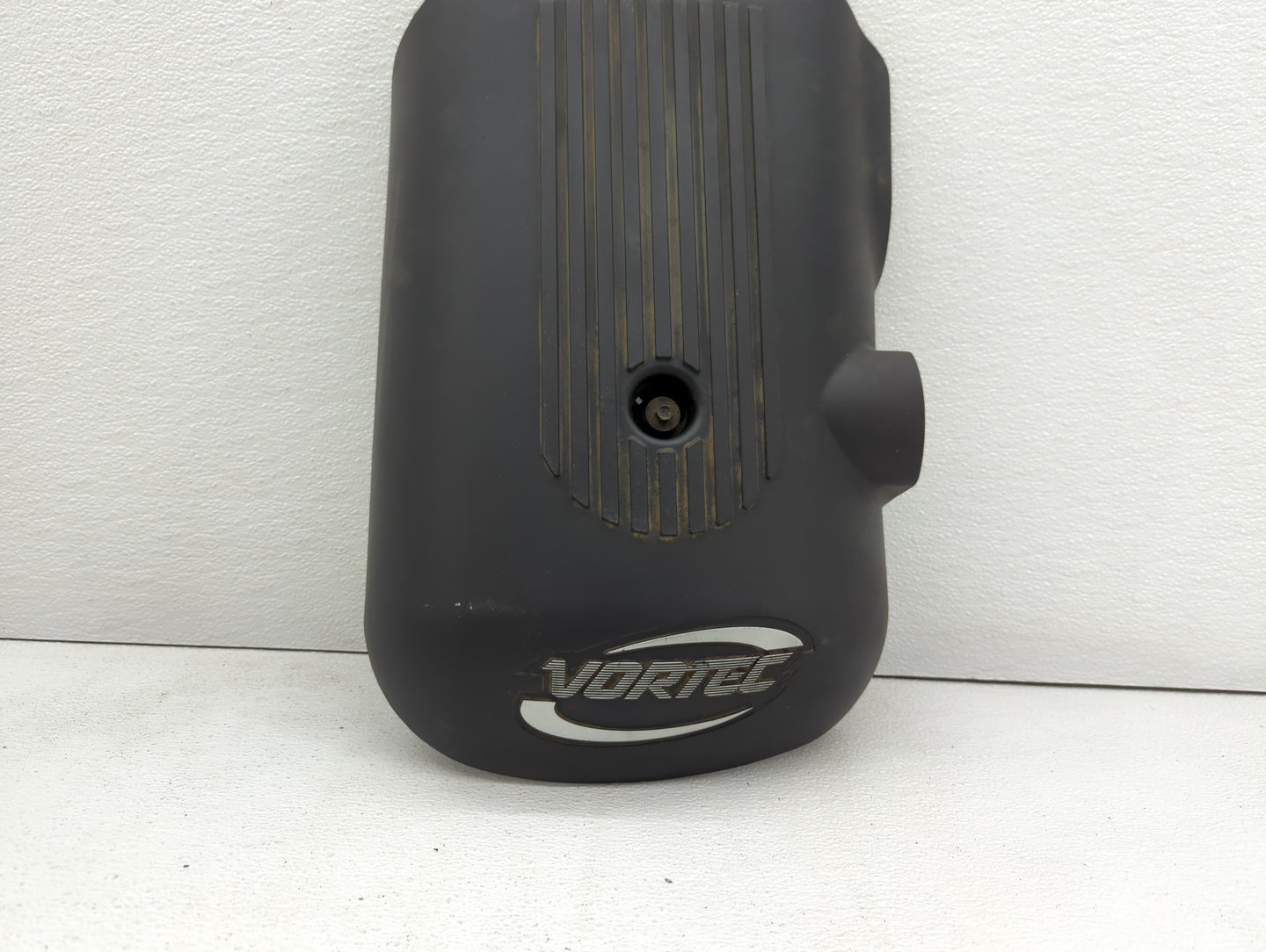 2004 Gmc Sierra 1500 Engine Cover - Oemusedautoparts1.com