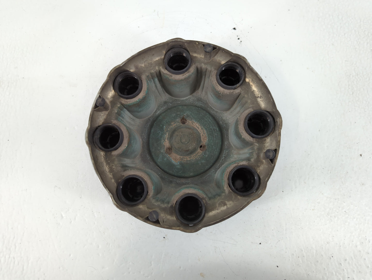 2004 Gmc Sierra 1500 Rim Wheel Center Cap - Oemusedautoparts1.com