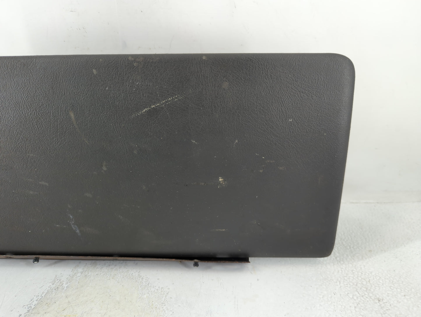 2004 Gmc Sierra 1500 Passenger Glove Box Door Storage Compartment Black - Oemusedautoparts1.com