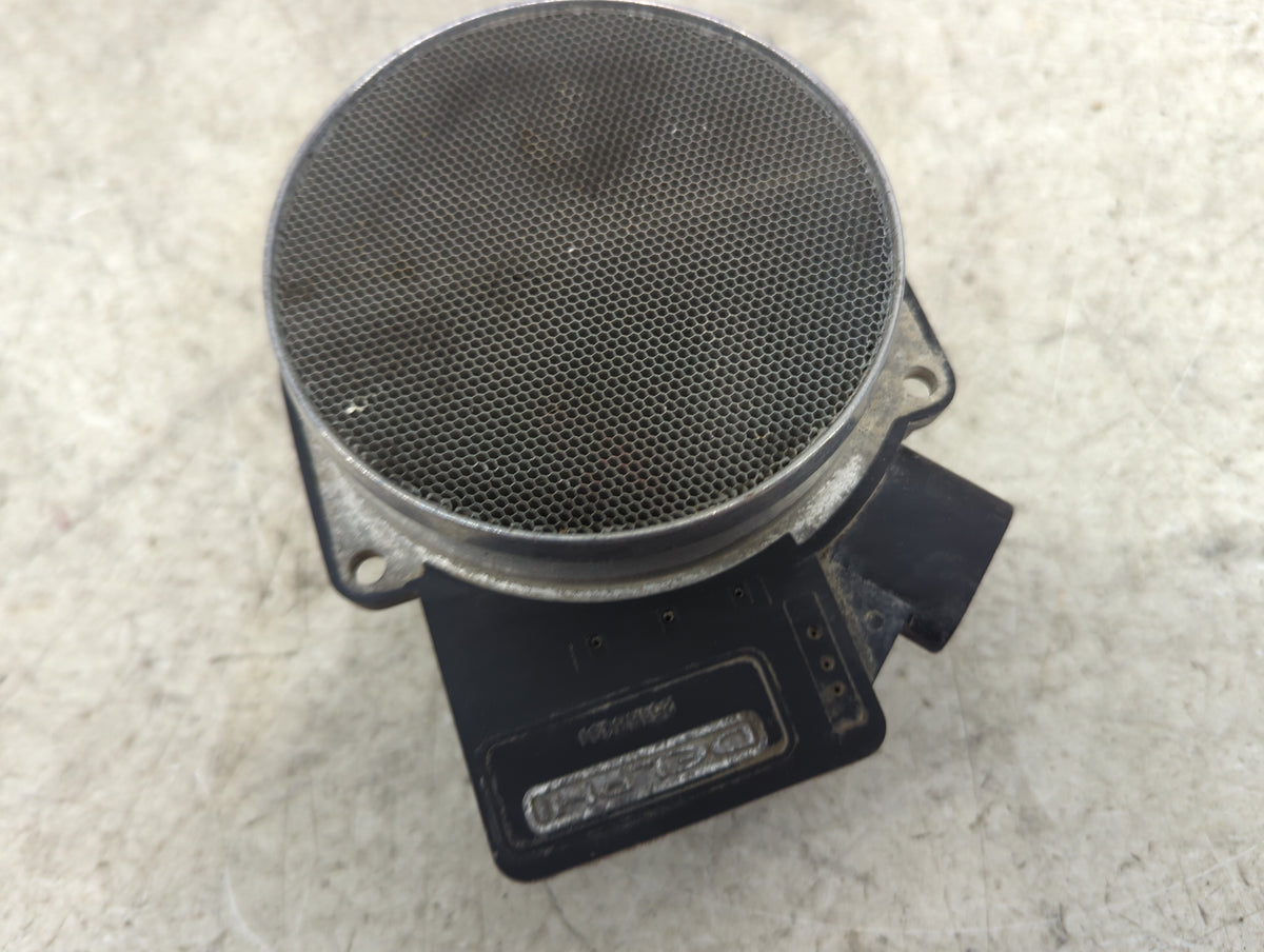 1999-2004 Gmc Sierra 2500 Mass Air Flow Meter Maf Sensor 1486429 - Oemusedautoparts1.com