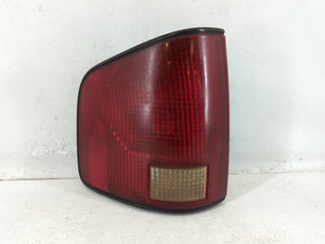 2002-2004 Gmc Sonoma Tail Light Assembly Driver Left OEM P/N:16516093 1 27 Fits Fits 2002 2003 2004 OEM Used Auto Parts - Oe