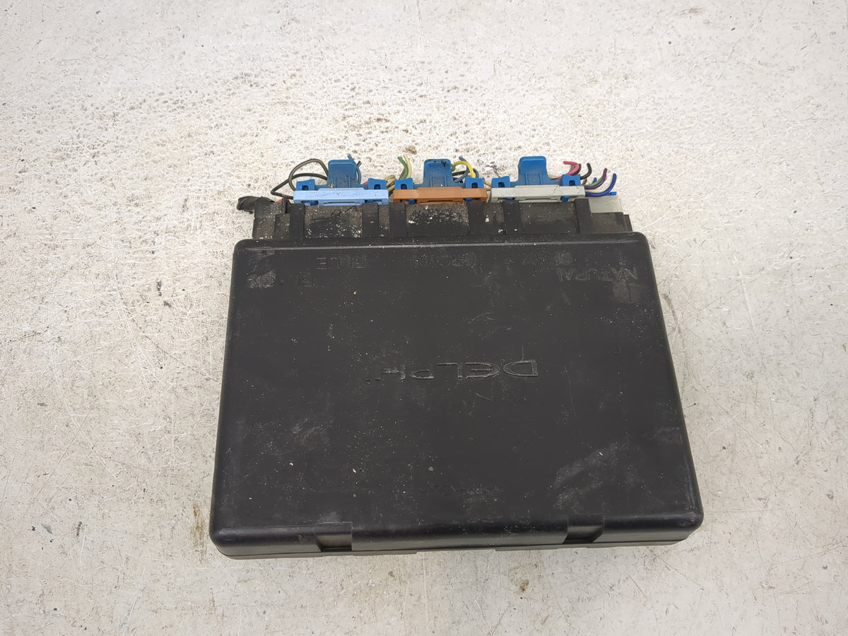 2003-2006 Gmc Yukon Body Control Module Bcm Inner Cabin Fuse Box 1157972 - Oemusedautoparts1.com