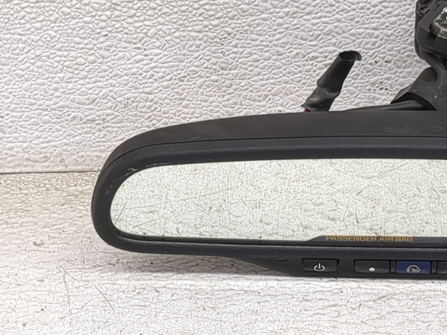 2004 Gmc Yukon Interior Rear View Mirror Replacement OEM Fits OEM Used Auto Parts - Oemusedautoparts1.com