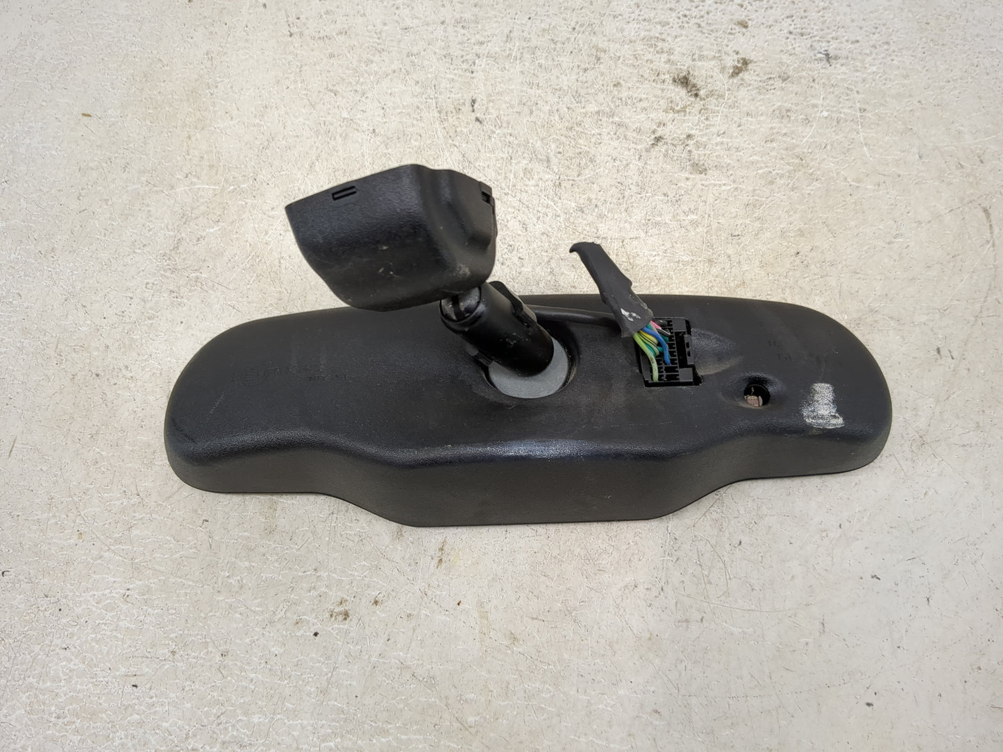 2004 Gmc Yukon Interior Rear View Mirror Replacement OEM Fits OEM Used Auto Parts - Oemusedautoparts1.com