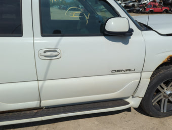 compare product 2000-2006 Gmc Yukon Passenger Front Door Oem 1158001