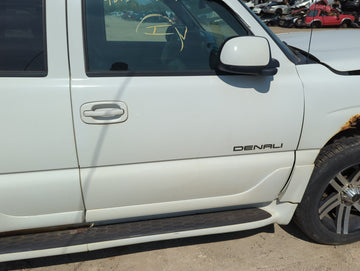2000-2006 Gmc Yukon Passenger Front Door Oem - Oemusedautoparts1.com