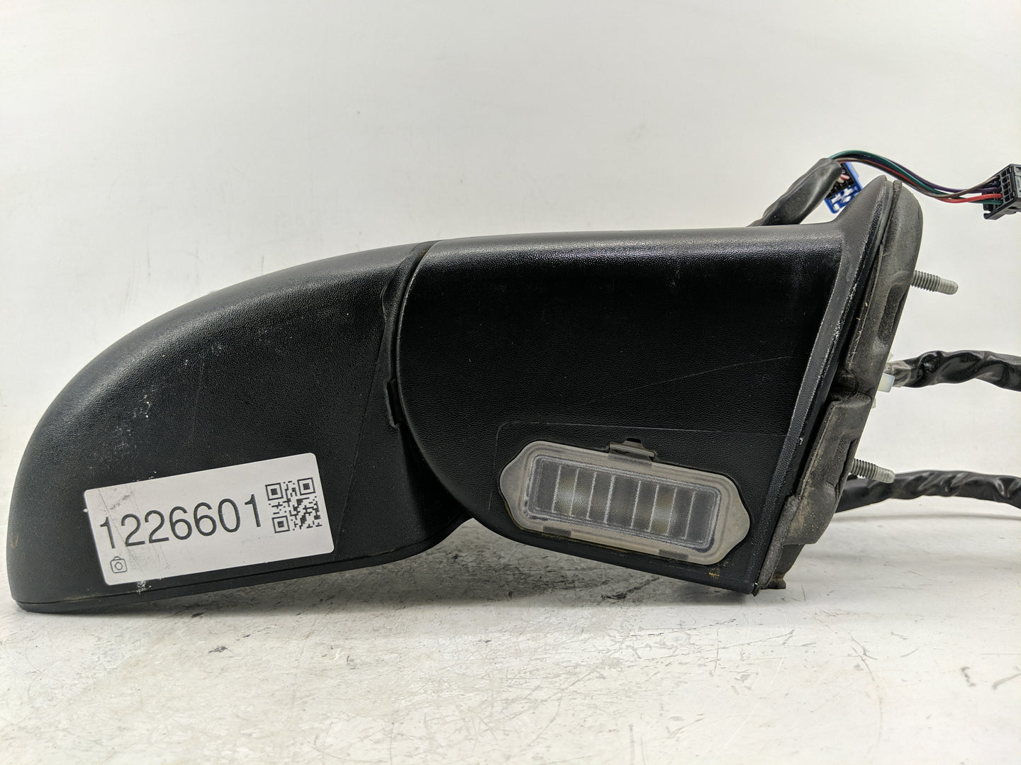 2003-2006 Gmc Yukon Side Mirror Replacement Passenger Right View Door Mirror Fits Fits 2003 2004 2005 2006 2007 OEM Used Aut