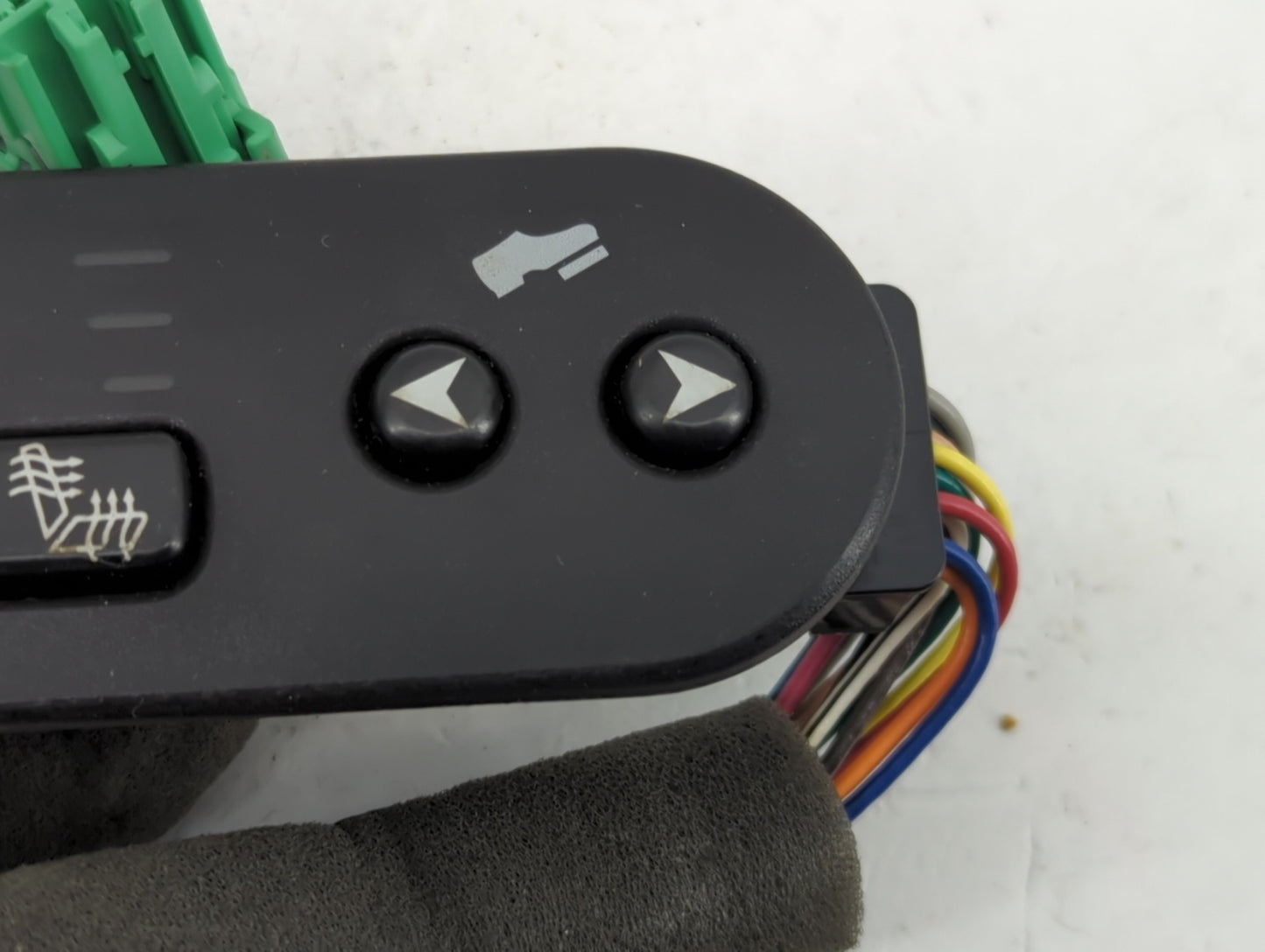 2003-2006 Gmc Yukon Master Power Window Switch Replacement Driver Side Left P/N:15179136 Fits Fits 2003 2004 2005 2006 OEM U