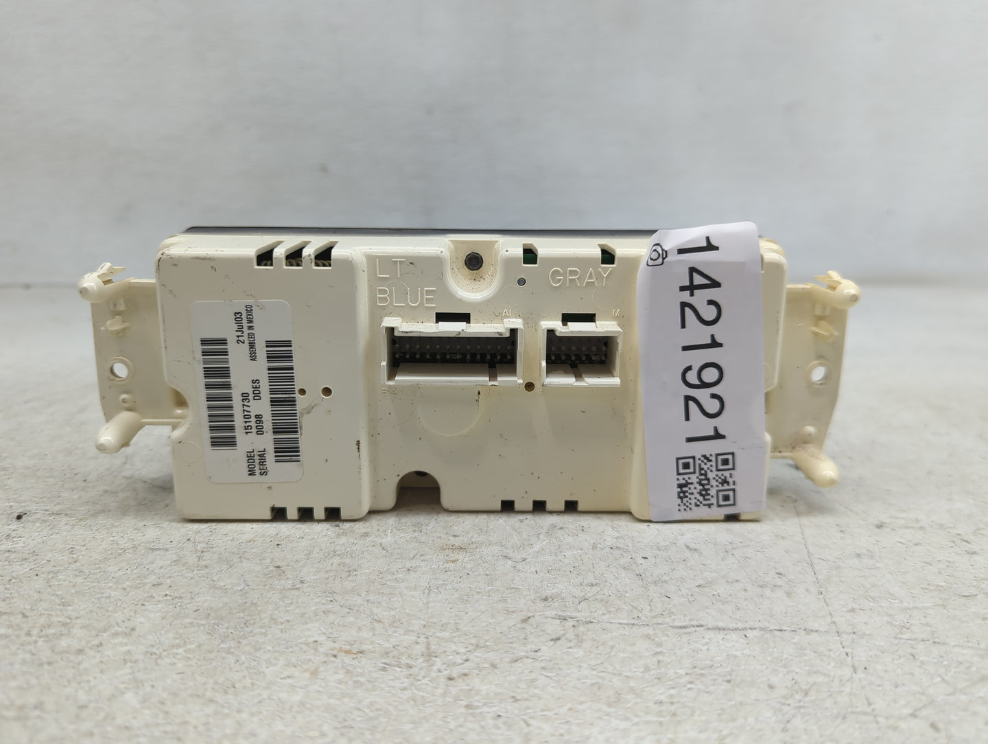 2003-2004 Gmc Yukon Climate Control Module Temperature AC/Heater Replacement P/N:15107730 Fits Fits 2003 2004 OEM Used Auto 