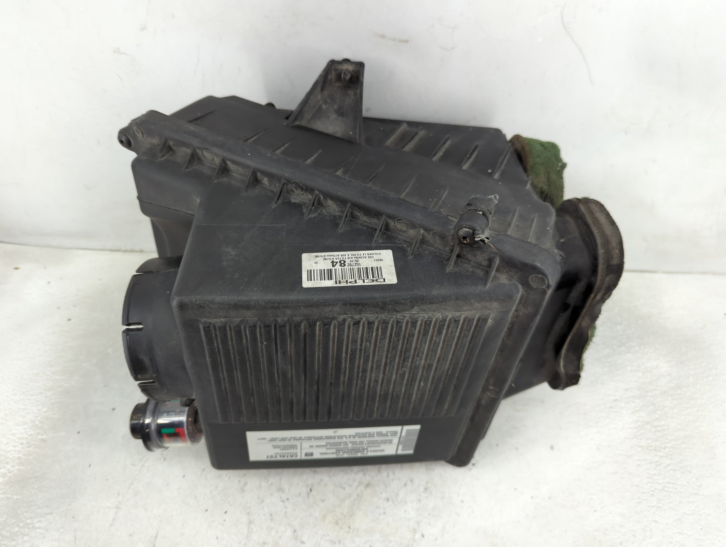 2000-2006 Gmc Yukon Air Cleaner Intake-duct Hose Tube - Oemusedautoparts1.com