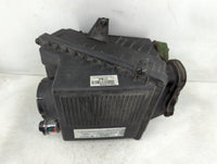 2000-2006 Gmc Yukon Air Cleaner Intake-duct Hose Tube - Oemusedautoparts1.com