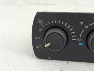 2003-2006 Gmc Yukon Climate Control Module Temperature AC/Heater Replacement P/N:15112020 Fits Fits 2003 2004 2005 2006 OEM Used Auto Parts