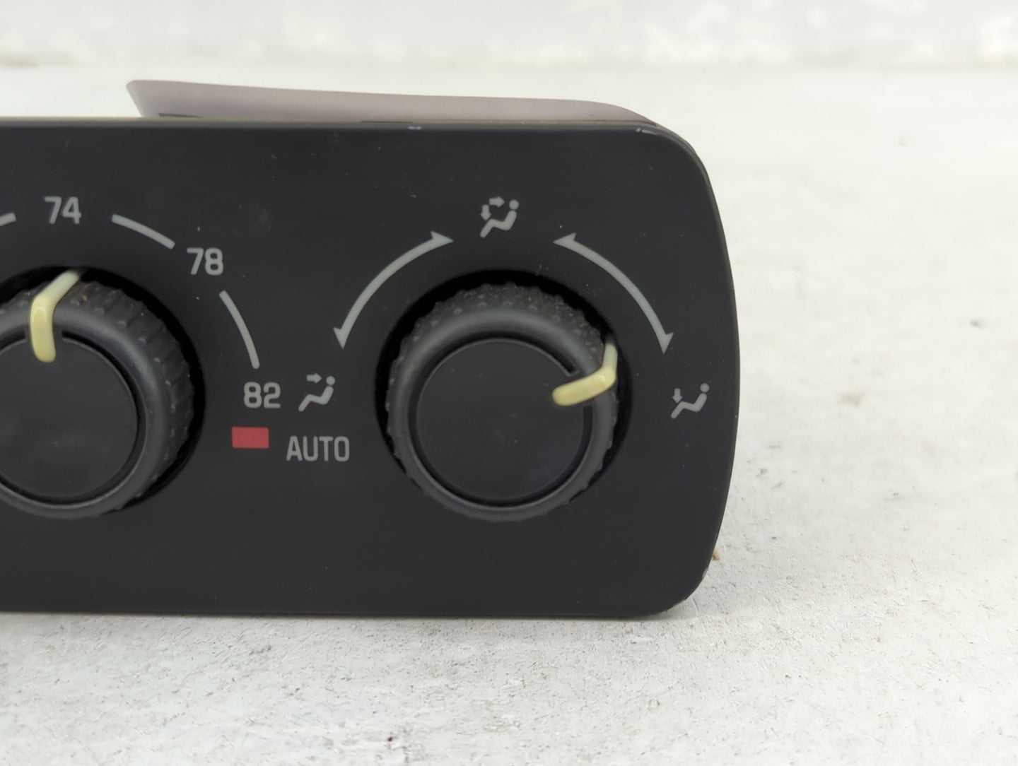 2003-2006 Gmc Yukon Climate Control Module Temperature AC/Heater Replacement P/N:15112020 Fits Fits 2003 2004 2005 2006 OEM 