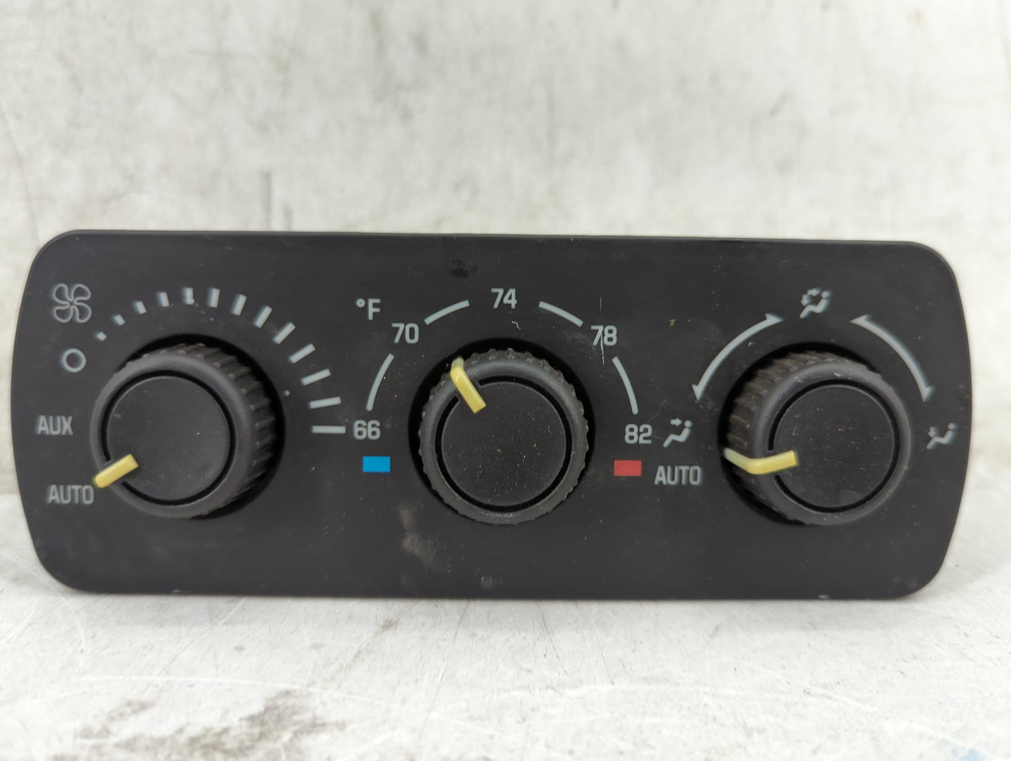 2003-2006 Gmc Yukon Climate Control Module Temperature AC/Heater Replacement P/N:15763048 Fits Fits 2003 2004 2005 2006 OEM 