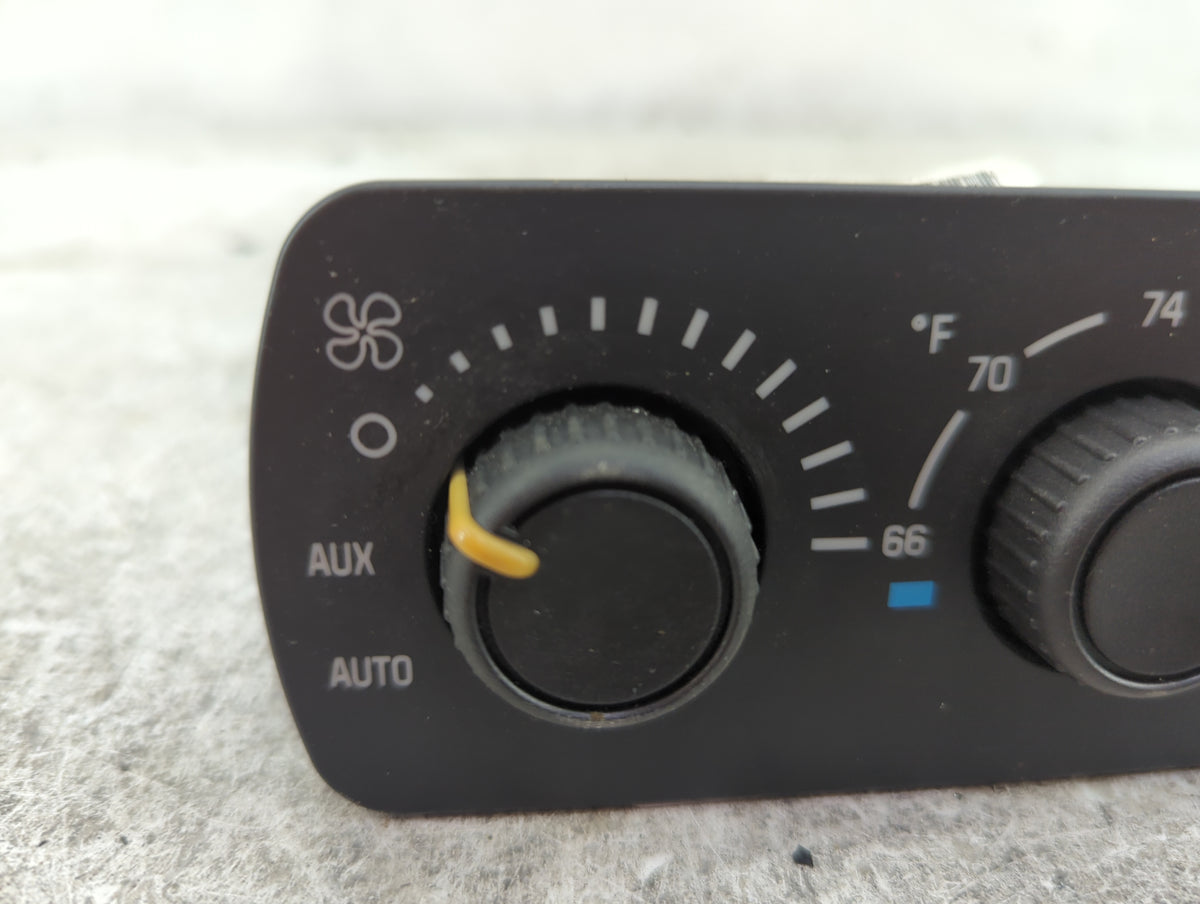 2003-2006 Gmc Yukon Climate Control Module Temperature AC/Heater Replacement P/N:15112020 Fits Fits 2003 2004 2005 2006 OEM 